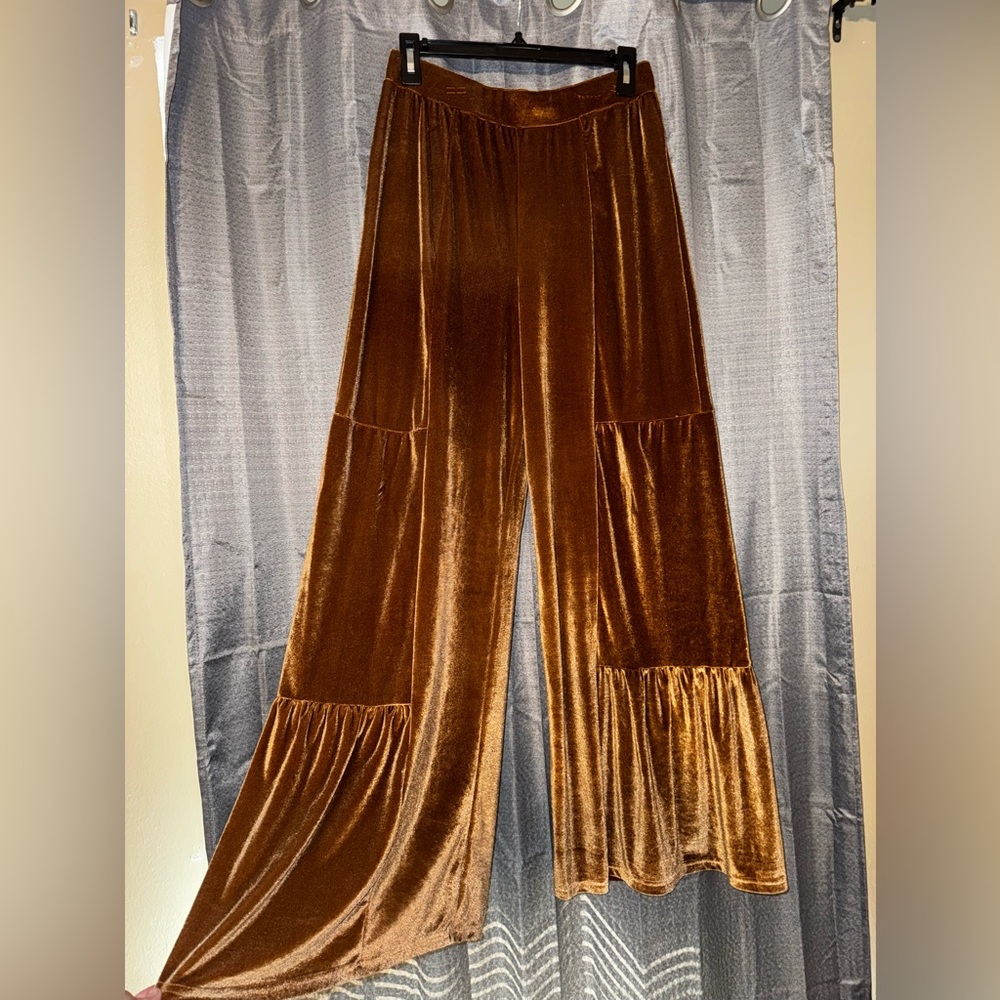 Velvet Wide-Leg Trousers